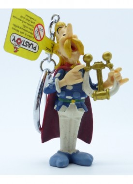 plastoy-60432-porte-clef-assurancetourix-jouant-de-la-lyre