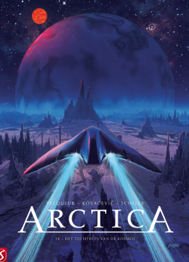arctica stripweb