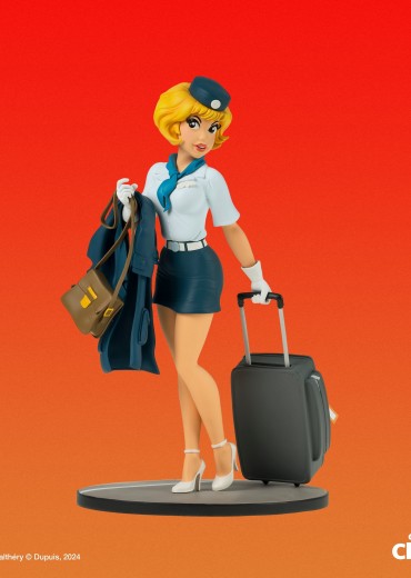 Natacha_Class_cs_01_2048x2048